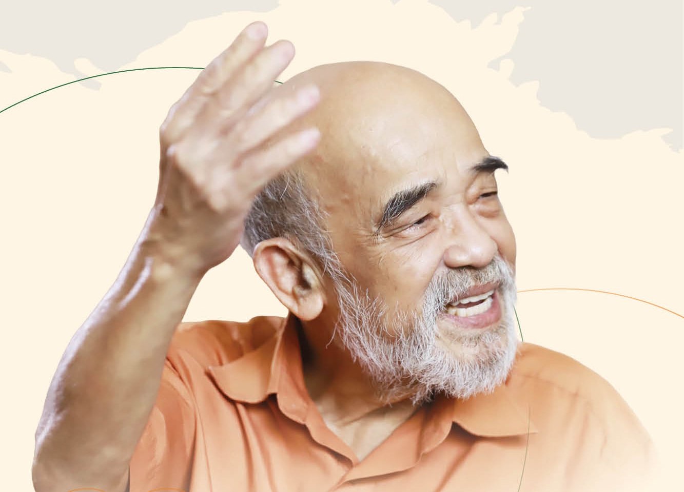 Giáo sư Đặng Hùng Võ cười